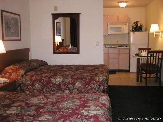 Intown Suites Extended Stay Select Corpus Christi Tx Номер фото